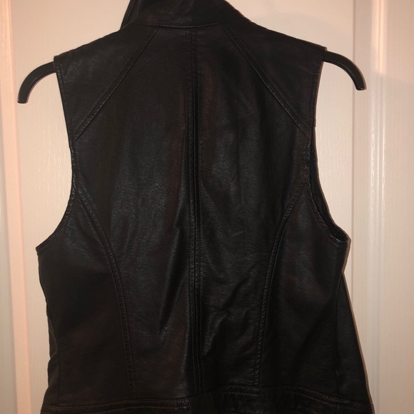 Crest Canyon Faux Leather Biker Vest - Picture 3 of 7